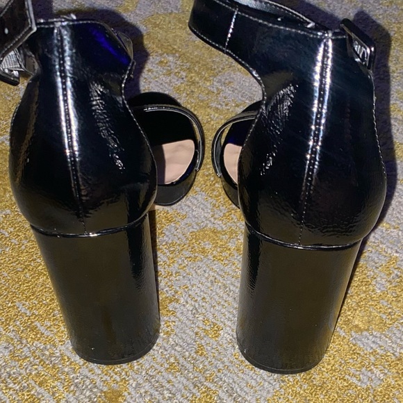 Mix No. 6 Open toe heel with ankle strap - Picture 3 of 8